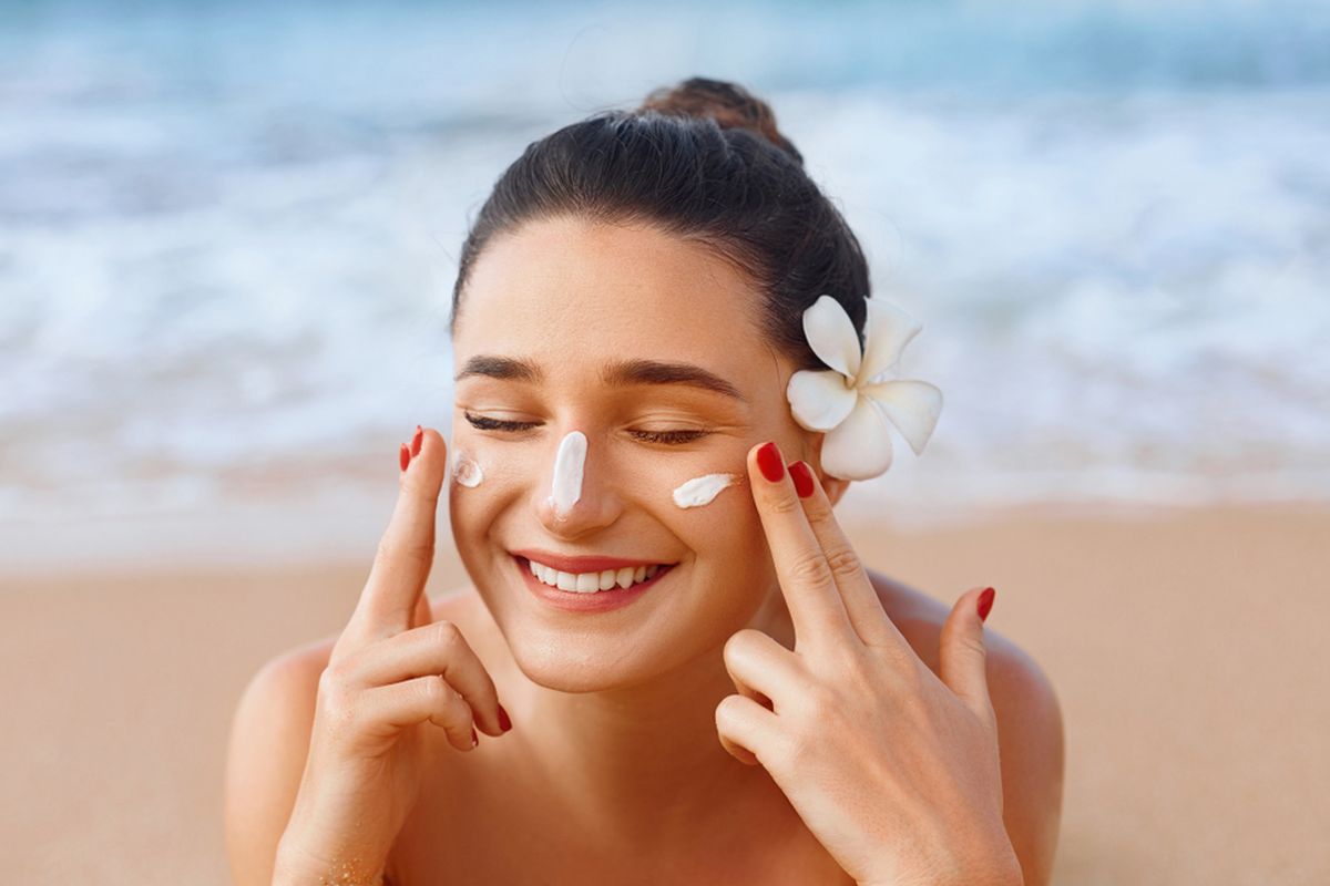 Sunscreen avoskin skincare spf