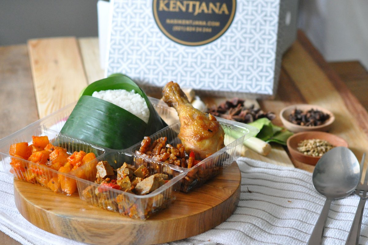 Menu nasi kotak sederhana 10000