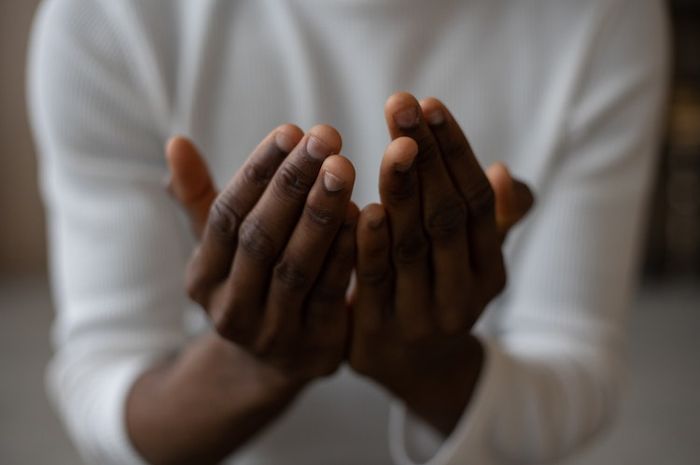 Sistem kepercayaan masyarakat pra aksara